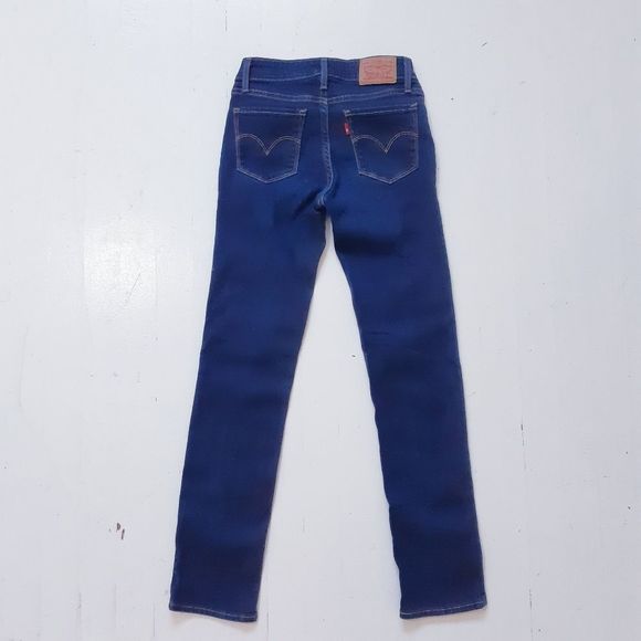 Levis 712 Dark Wash Slim Leg Like New - Picture 5 of 13